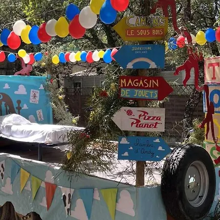 Mobil 6 Pers Avec Terrasse - Api-1-52-222 Camping